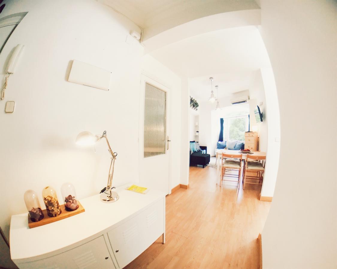 Lollipop Flats City Centre Deluxe Suite มาดริด ภายนอก รูปภาพ