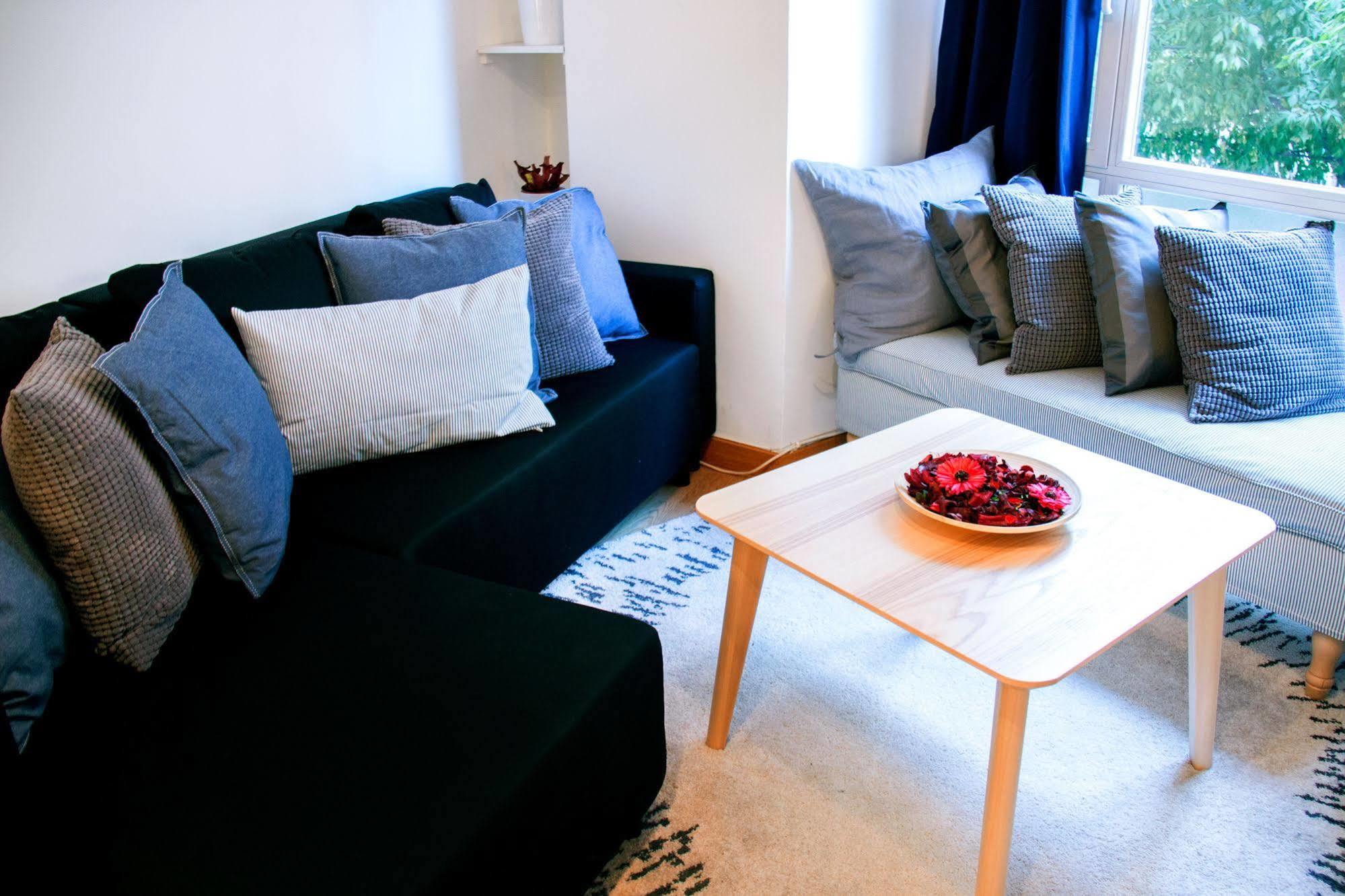 Lollipop Flats City Centre Deluxe Suite มาดริด ภายนอก รูปภาพ